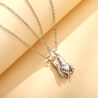 Magnetic Couple Necklace - Hand-in-Hand Pendant Set for Lovers